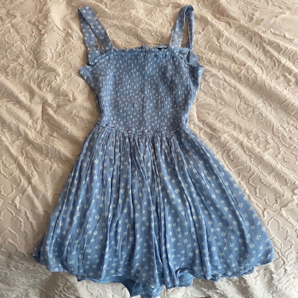 NWT Hollister XS Light Blue Floral Romper